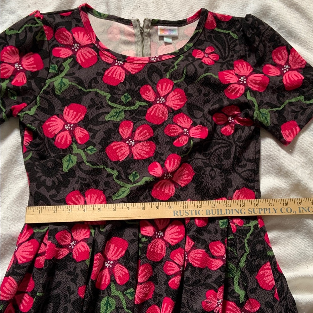 LulaRoe black pink dogwood Stretchy Amelia Dress 2XL Pleated skirt short sleeve - Picture 10 of 10